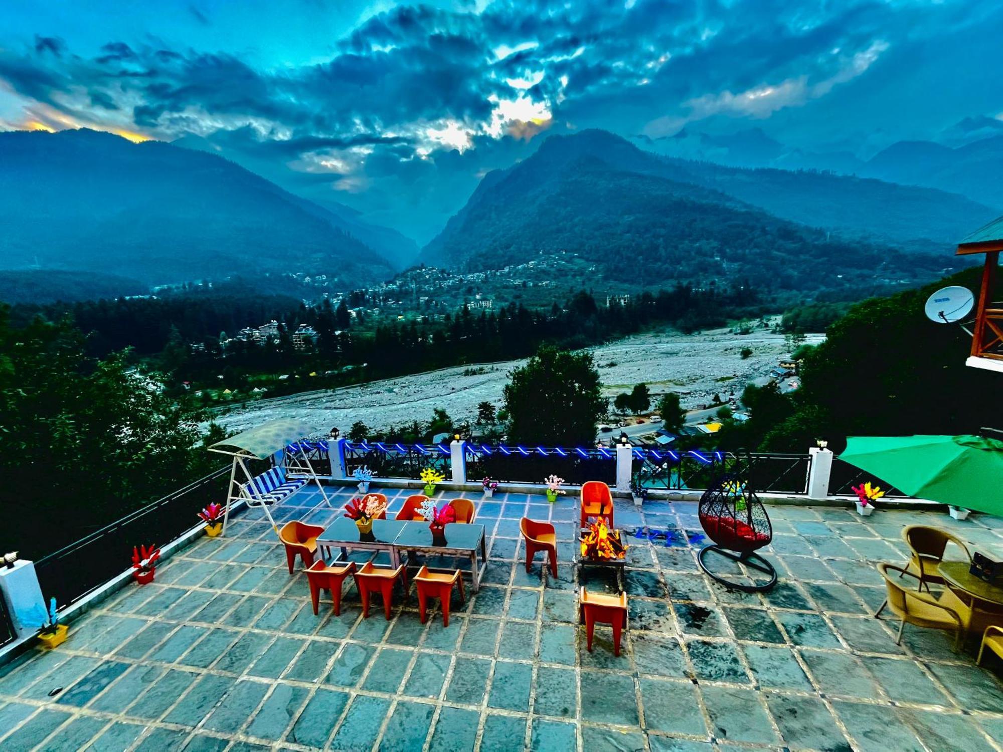 Hotel Hollywood Manali - Scenic River & Mountain View With Premium Rooms 外观 照片