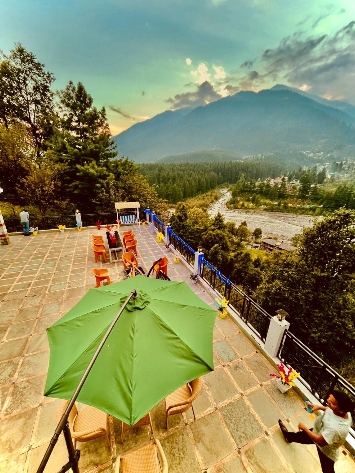 Hotel Hollywood Manali - Scenic River & Mountain View With Premium Rooms 外观 照片