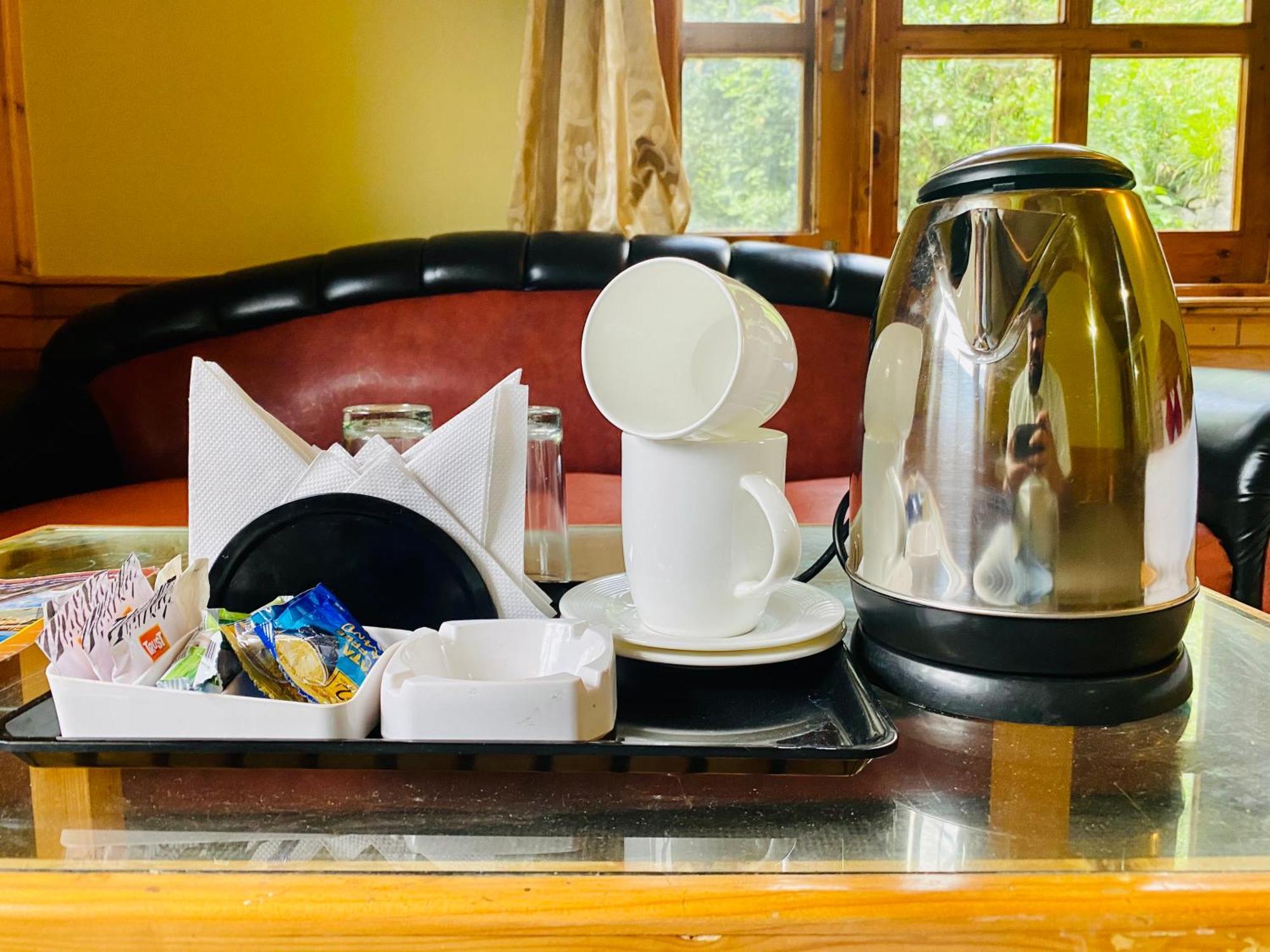 Hotel Hollywood Manali - Scenic River & Mountain View With Premium Rooms 外观 照片