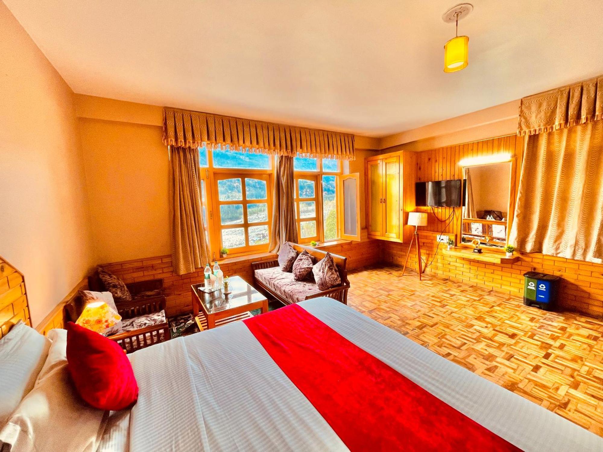 Hotel Hollywood Manali - Scenic River & Mountain View With Premium Rooms 外观 照片
