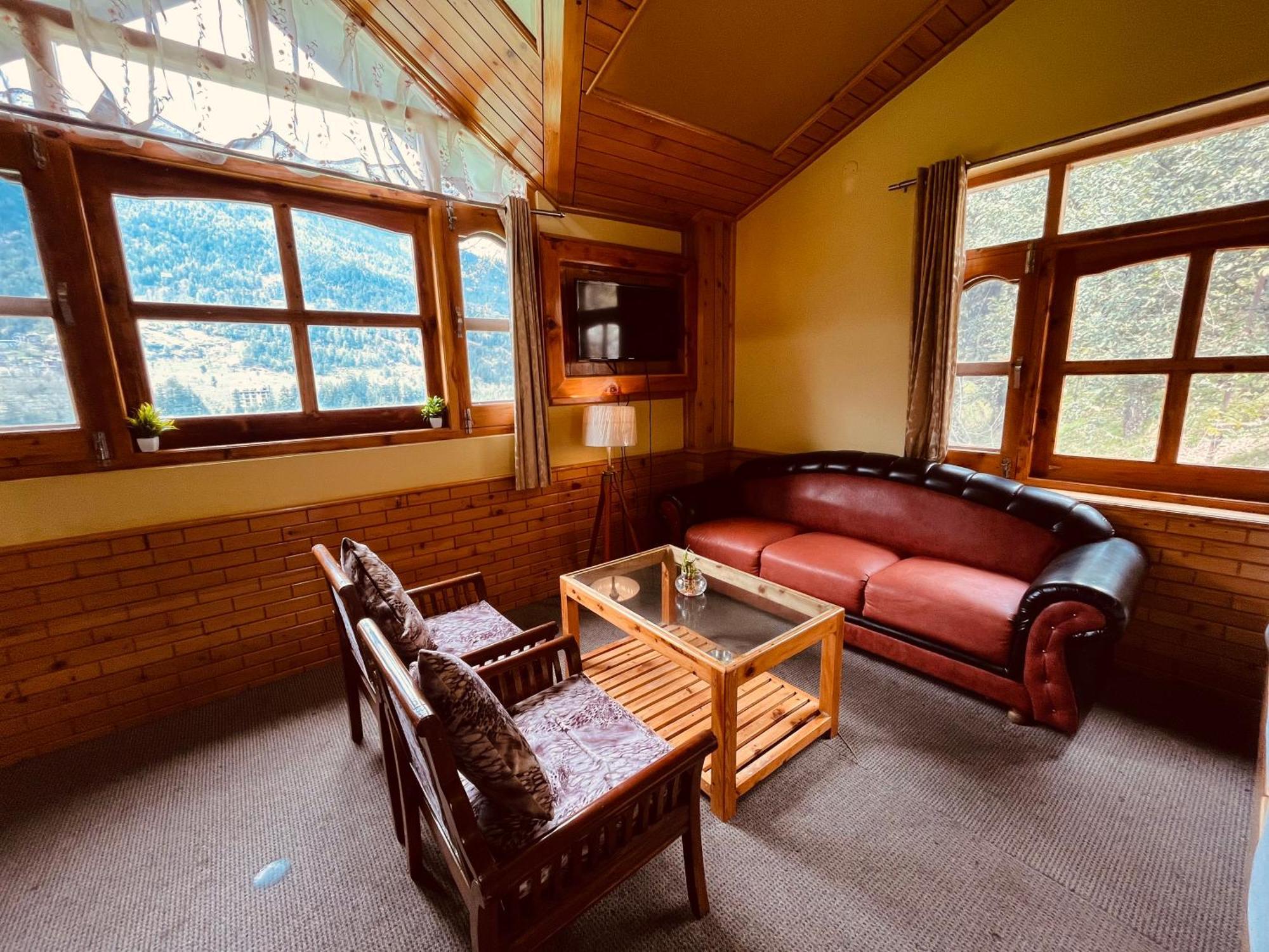 Hotel Hollywood Manali - Scenic River & Mountain View With Premium Rooms 外观 照片