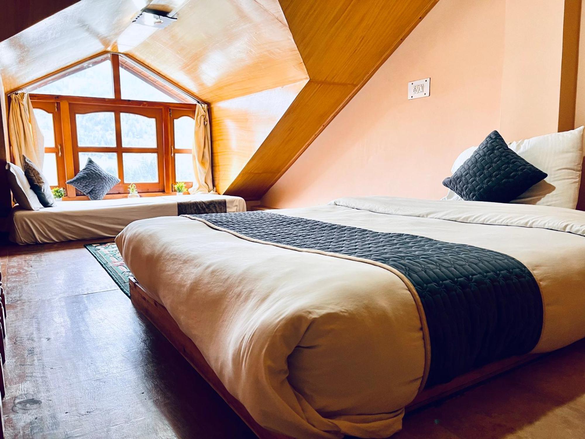 Hotel Hollywood Manali - Scenic River & Mountain View With Premium Rooms 外观 照片